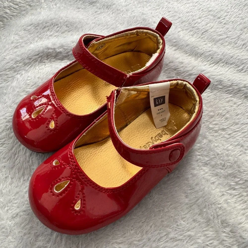 Baby Gap Red Patent Leather Oxford Flats Sz 7 EUC